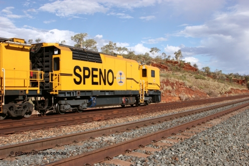 050421 1617
Hesta Siding backtrack, Speno Australia's RR24 model 24 stone rail grinder serial M20 before they had id stickers fitted, this unit was later stickered as RG 1, rear view of the generator and driving module. 21st April 2005.
Keywords: Speno;RR24;M20;track-machine;
