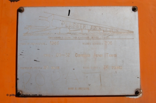 050801 4748
Flash Butt yard, builders plate of BHP's Mainline Tamper 1, a Plasser Australia 09-32 CAT model tamper serial 306 built in 1986. 1st August 2005.
Keywords: Tamper1;Plasser-Australia;09-32-CAT;306;track-machine;