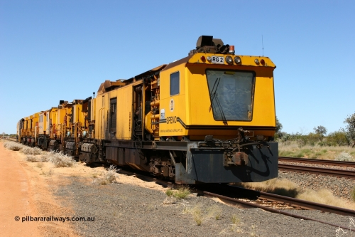 060501 3908
Abydos Siding backtrack, Speno rail grinders RG 2 coupled to RG 1. 1st May 2006.
Keywords: RG2;Speno;RR24;track-machine;