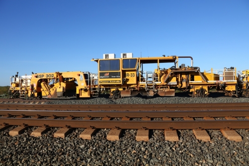 150619 9160
Walla back track, BHP track machine BR 33 a Plasser Australia unit, BR 33 is a ballast regulator model SSP302 serial M486. 19th June 2015.
Keywords: BR33;Plasser-Australia;SSP-302;M486;track-machine;