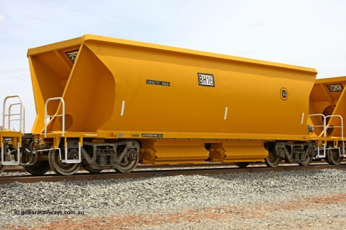 BH 16 081225 0555
Barker Siding, one of FMG's thirty five ballast waggons, BH 16, 100 tonne capacity, built in China by CSR at the Yangtze Rolling Stock Company in 2008. December 25, 2008.
Keywords: BH16;CSR-Yangtze-Rolling-Stock-Co-China;FMG-ballast-waggon;