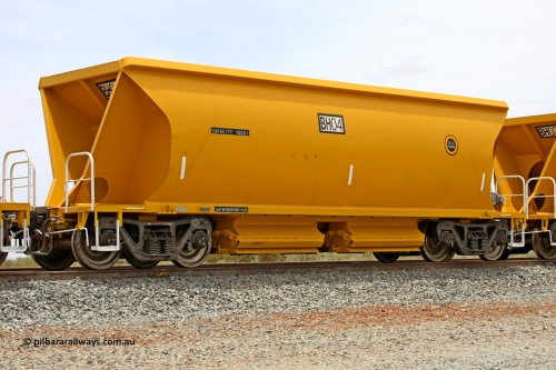 BH 04 081225 0561
Barker Siding, one of FMG's thirty five ballast waggons, BH 04, 100 tonne capacity, built in China by CSR at the Yangtze Rolling Stock Company in 2008. December 25, 2008.
Keywords: BH04;CSR-Yangtze-Rolling-Stock-Co-China;FMG-ballast-waggon;