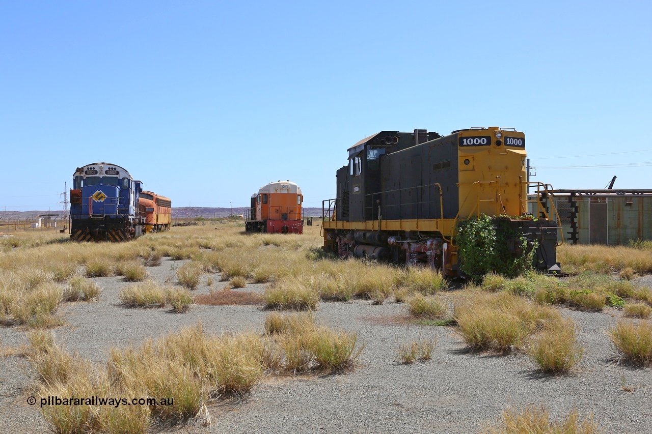 200914 7781
Pilbara Railways Historical Society, view looking north with locomotives from the left; former Mt Newman Mining / BHP ALCo M636 5502, former Mt Newman Mining EMD F7A 5450, former Goldsworthy Mining English Electric ST95B 1 and former Hamersley Iron ALCo C-415 1000. 14th September 2020.
