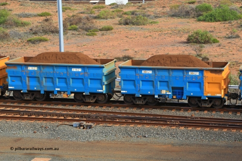 240619 0448
Cape Lambert yard, one of Rio Tinto's blue rakes with spring assisted park brake and only electronic controlled pneumatic [ECP] braking, waggon pair 31621 is a master and is bar coupled to slave waggon 36621 built by China Northen as a Q type in 11/2022. Captured on June 19, 2024.
Keywords: 31621;36621;Q-type;China-Northern;Rio-ore-waggon;