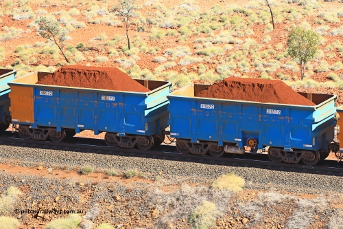 240701 2477
Western Creek, 67 km, one of Rio Tinto's blue rakes with spring assisted park brake and only electronic controlled pneumatic [ECP] braking, waggon pair 31572 is a master and is bar coupled to slave waggon 36572 built by China Northen as a Q type in 12/2022. Captured on July 1, 2024.
Keywords: 31572;36572;Q-type;China-Northern;Rio-ore-waggon;