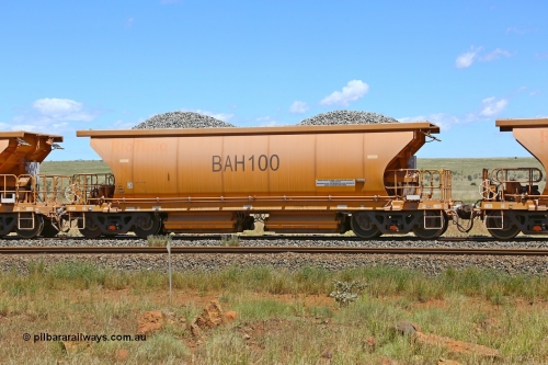 210322 9576
Near Gecko on Rio Tinto's Dampier - Tom Price line is Chinese built ballast waggon BAH 100 on a loaded ballast rake. Location is roughly [url=https://goo.gl/maps/XZkGLreipQwHrTjw9]here[/url]. 22nd March 2021.
Keywords: BAH-type;BAH100;Rio-ballast-waggon;