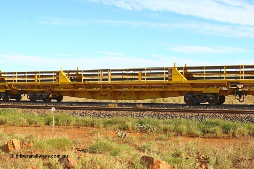 210510 1111
Near Gull on the Rio Tinto Dampier - Tom Price line at the 101.5 km, RTW type intermediate rail waggon RTW 009 on Rio Tinto's Gemco Rail built rail train consist. 10th May 2021. [url=https://goo.gl/maps/9WbRn1E4vP6a1YbN8]Location[/url].
Keywords: RTW-type;RTW009;Gemco-Rail-WA;