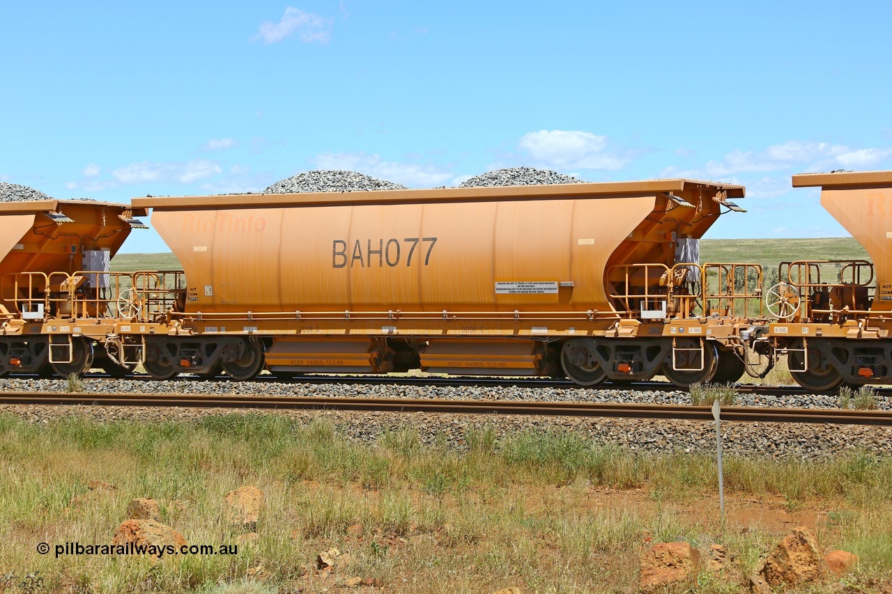 210322 9578
Near Gecko on Rio Tinto's Dampier - Tom Price line is Chinese built ballast waggon BAH 077 on a loaded ballast rake. Location is roughly [url=https://goo.gl/maps/XZkGLreipQwHrTjw9]here[/url]. 22nd March 2021.
Keywords: BAH-type;BAH077;Rio-ballast-waggon;