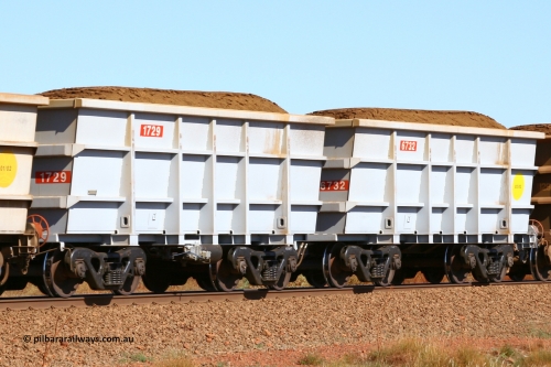1729-6732 050828 5082
Tunkawanna, loaded Robe River Bradken built S series waggon pair 1729 control and 6732 slave built in February 2002. August 28, 2005.
Keywords: 1729;6732;S-type;Bradken-Rail-Qld;Rio-ore-waggon;