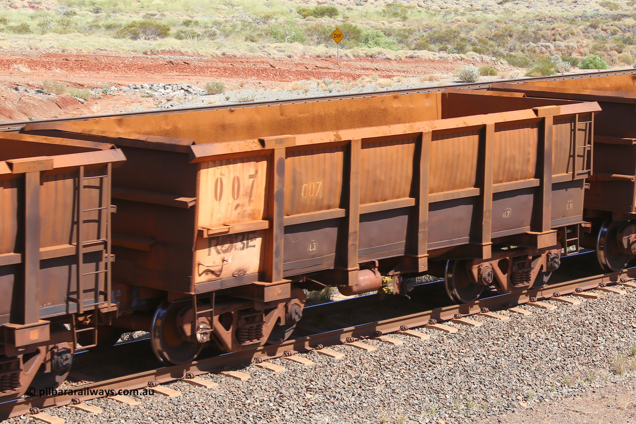 0007 160306 1234
Robe River ore waggon 007, built by Nippon Sharyo Nihon, rotary coupler non-handbrake side empty view at Greenpool on the Cape Lambert line. March 6, 2016.
Keywords: 007;Nippon-Sharyo-Nihon;Robe-ore-waggon;