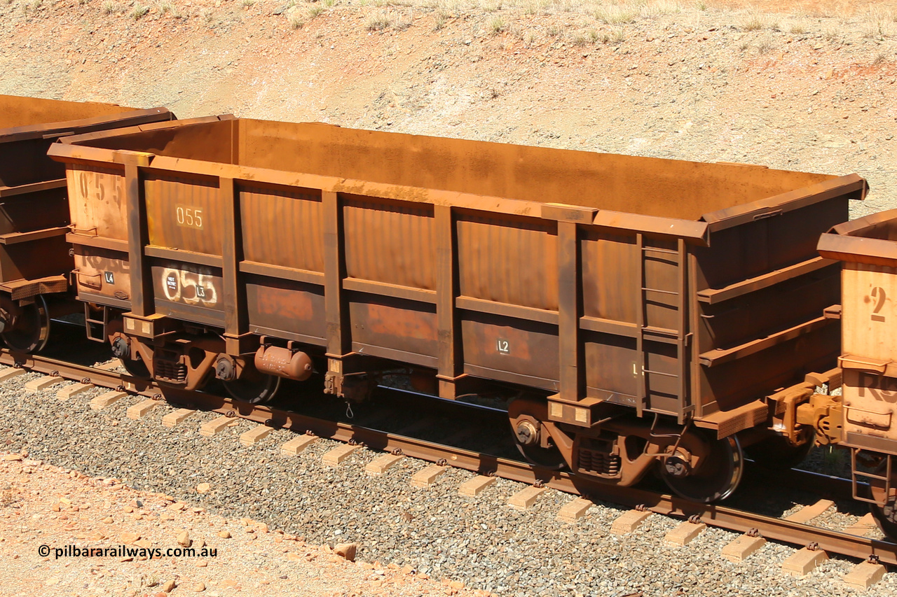 0055 160306 1253
Robe River ore waggon 055, built by Nippon Sharyo Nihon, fixed coupler non-handbrake side empty view at Greenpool on the Cape Lambert line. March 6, 2016.
Keywords: 055;Nippon-Sharyo-Nihon;Robe-ore-waggon;