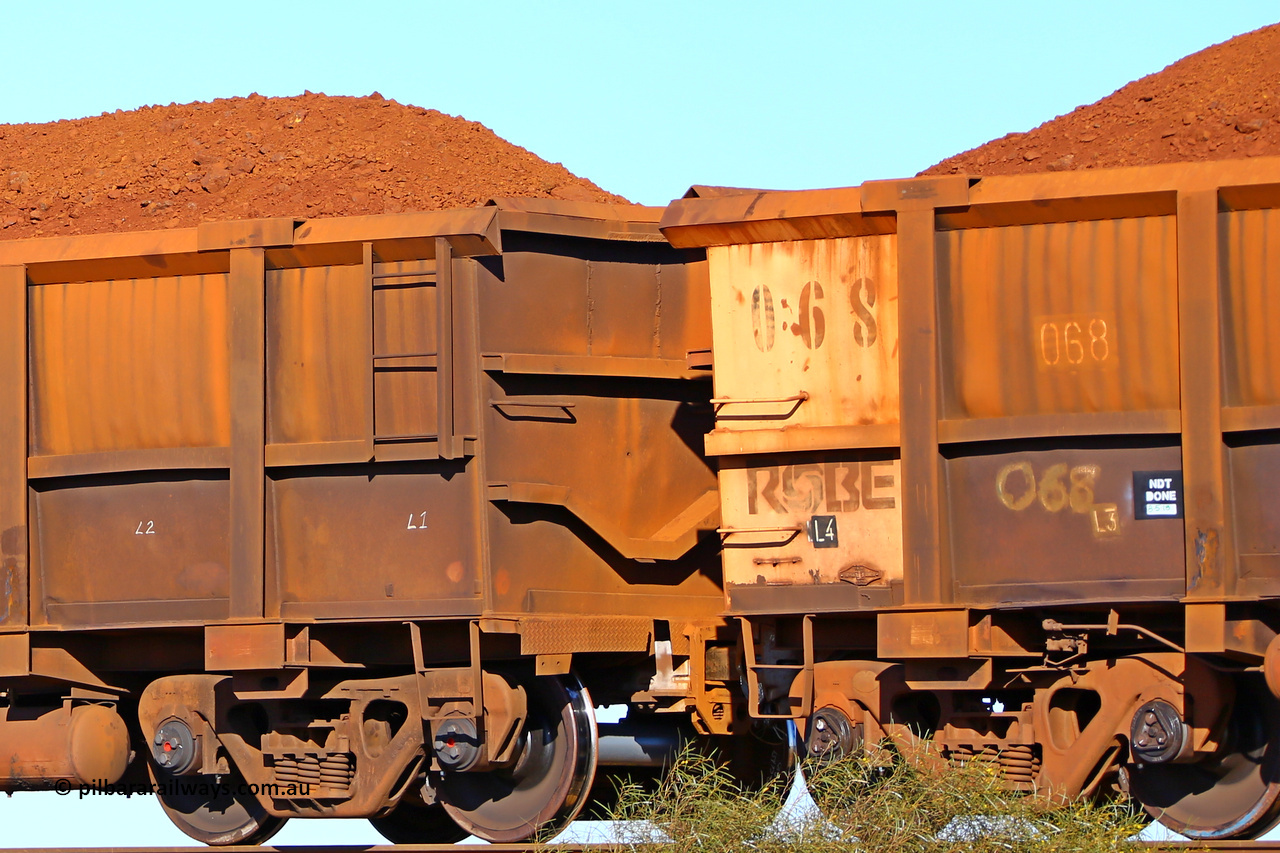 0068 180616 1681
Robe River ore waggon 068, built by Nippon Sharyo Nihon, fixed coupler non-handbrake side loaded partial view at the 33.7 km, Arches on the Cape Lambert line, June 16, 2018.
Keywords: 068;Nippon-Sharyo-Nihon;Robe-ore-waggon;