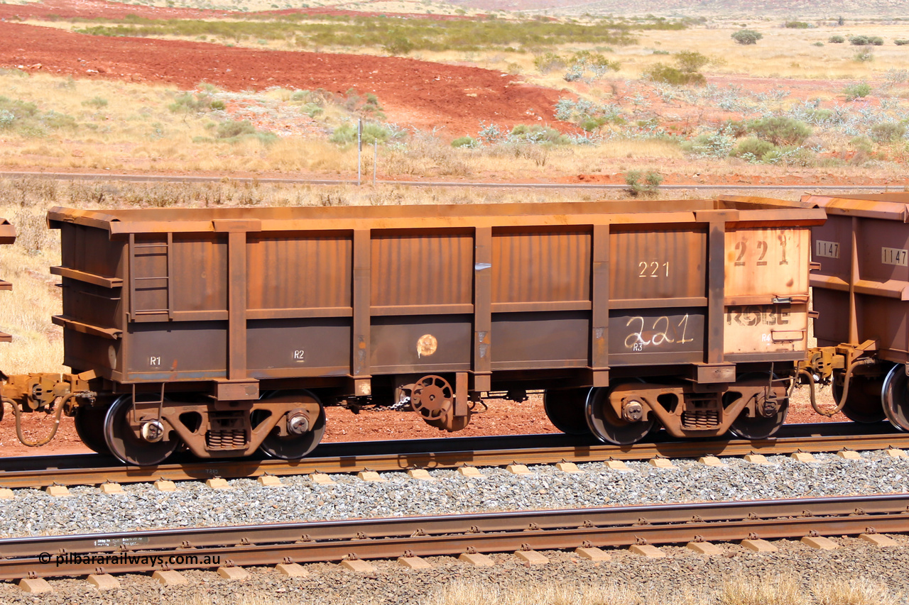 0221 141124 6847
Robe River ore waggon 221, built by Nippon Sharyo Nihon, fixed coupler handbrake side empty view at the 25 km at Arches Siding on the Cape Lambert line. November 24, 2014.
Keywords: 221;Nippon-Sharyo-Nihon;Robe-ore-waggon;