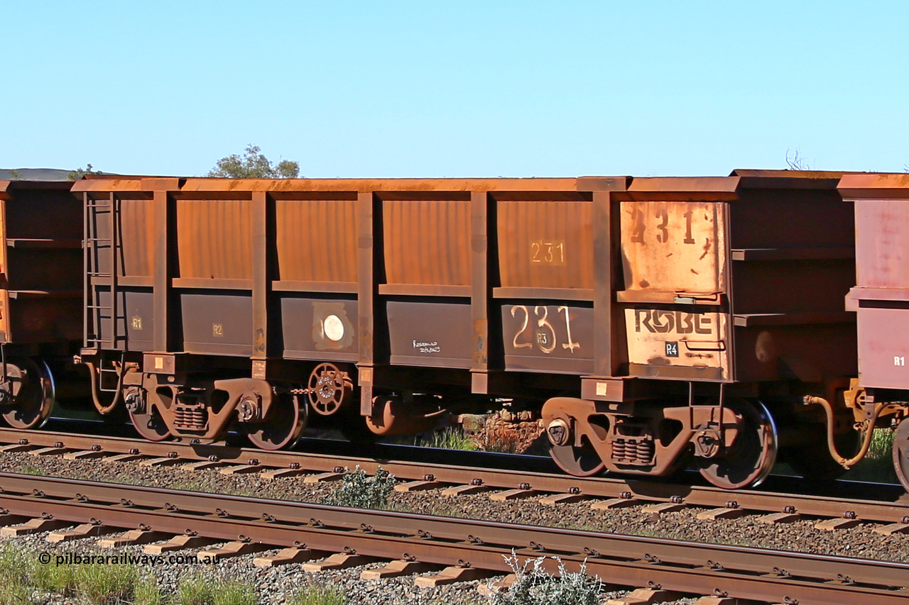 0231 160727 0962
Robe River ore waggon 229, built by Nippon Sharyo Nihon, rotary coupler end handbrake side empty view at Harding Siding on the Cape Lambert line, July 27, 2016.
Keywords: 231;Nippon-Sharyo-Nihon;Robe-ore-waggon;