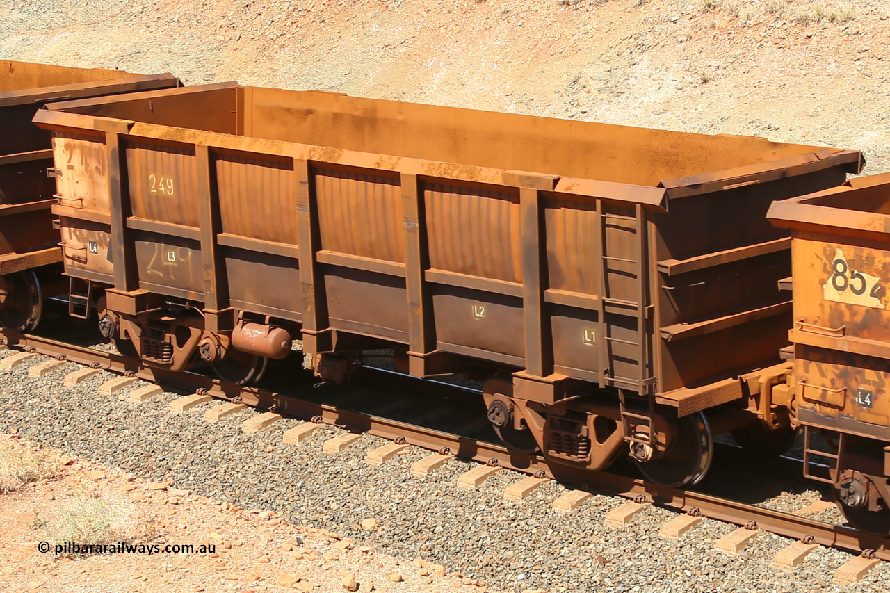 0249 160306 1287
Robe River ore waggon 249, built by Nippon Sharyo Nihon, fixed coupler non-handbrake side empty view at Greenpool on the Cape Lambert line. March 6, 2016.
Keywords: 249;Nippon-Sharyo-Nihon;Robe-ore-waggon;