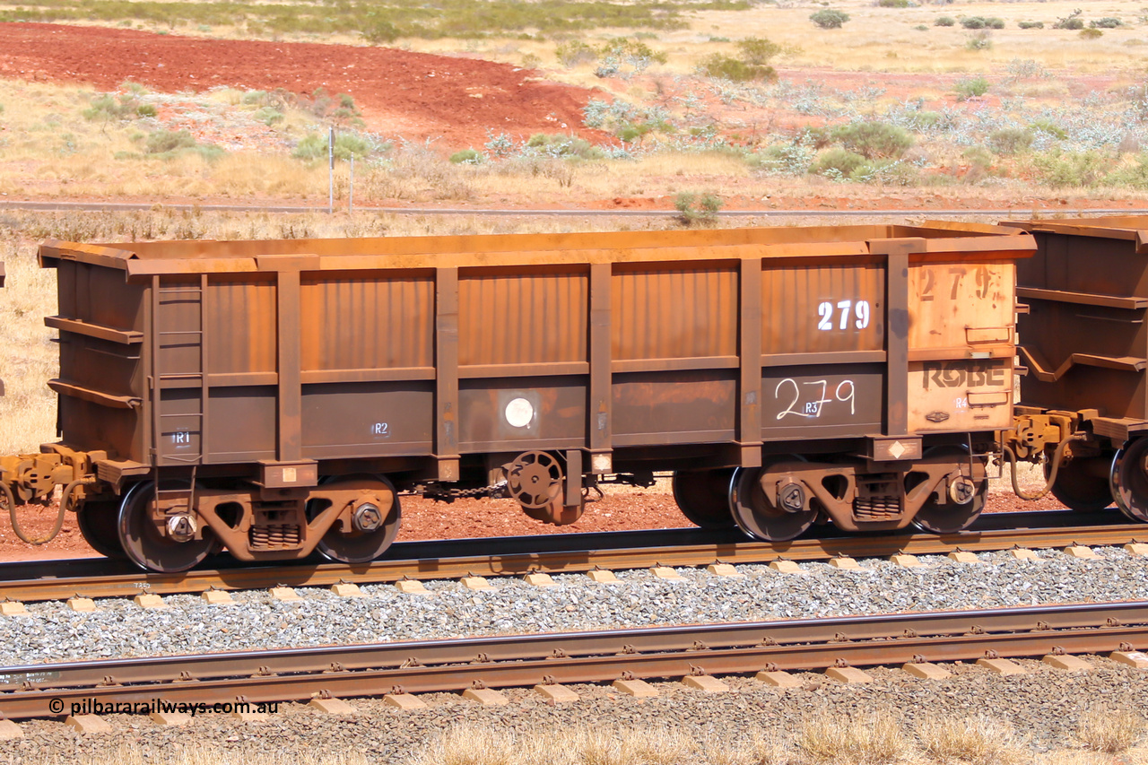 0279 141124 6832
Robe River ore waggon 279, built by Nippon Sharyo Nihon, fixed coupler handbrake side empty view at the 25 km at Arches Siding on the Cape Lambert line. November 24, 2014.
Keywords: 279;Nippon-Sharyo-Nihon;Robe-ore-waggon;
