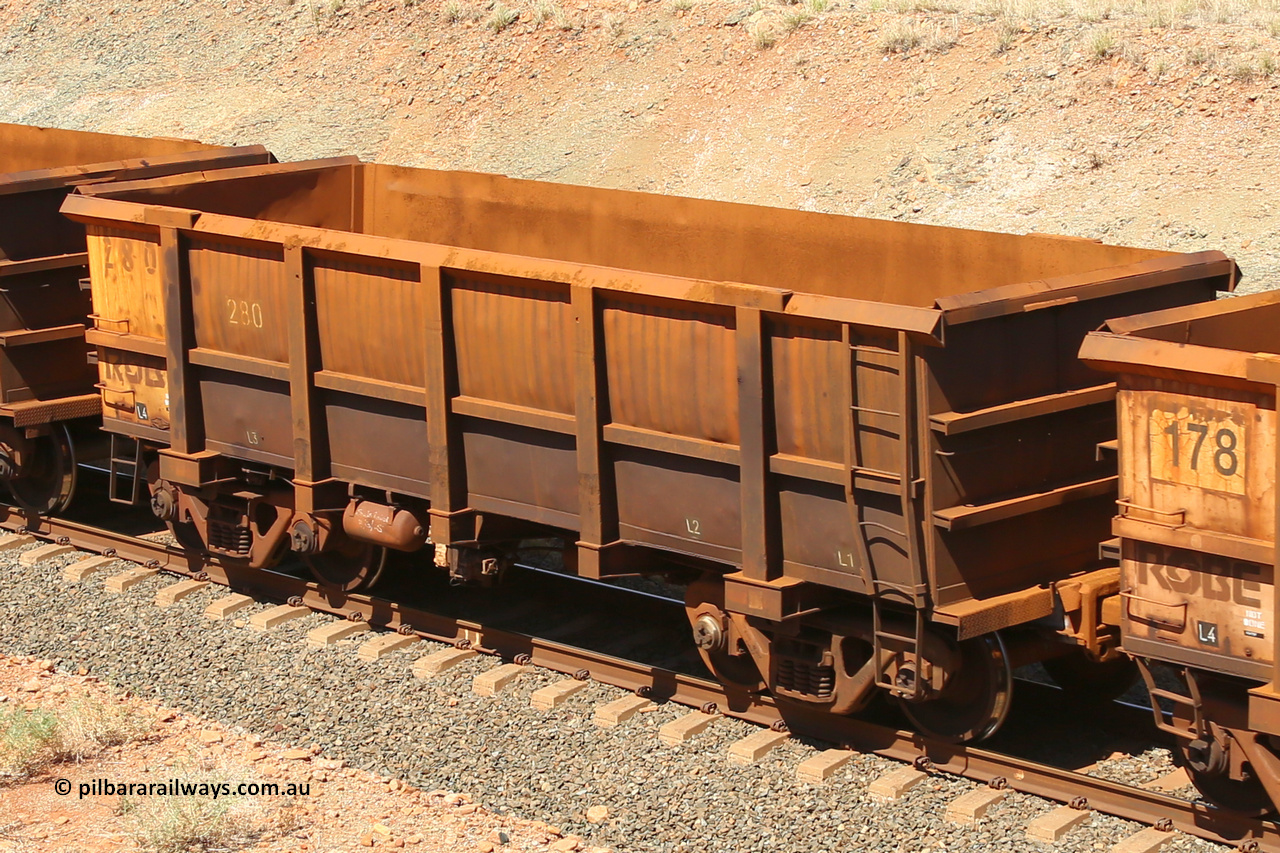 0280 160306 1330
Robe River ore waggon 280, built by Nippon Sharyo Nihon, fixed coupler non-handbrake side empty view at Greenpool on the Cape Lambert line. March 6, 2016.
Keywords: 280;Nippon-Sharyo-Nihon;Robe-ore-waggon;