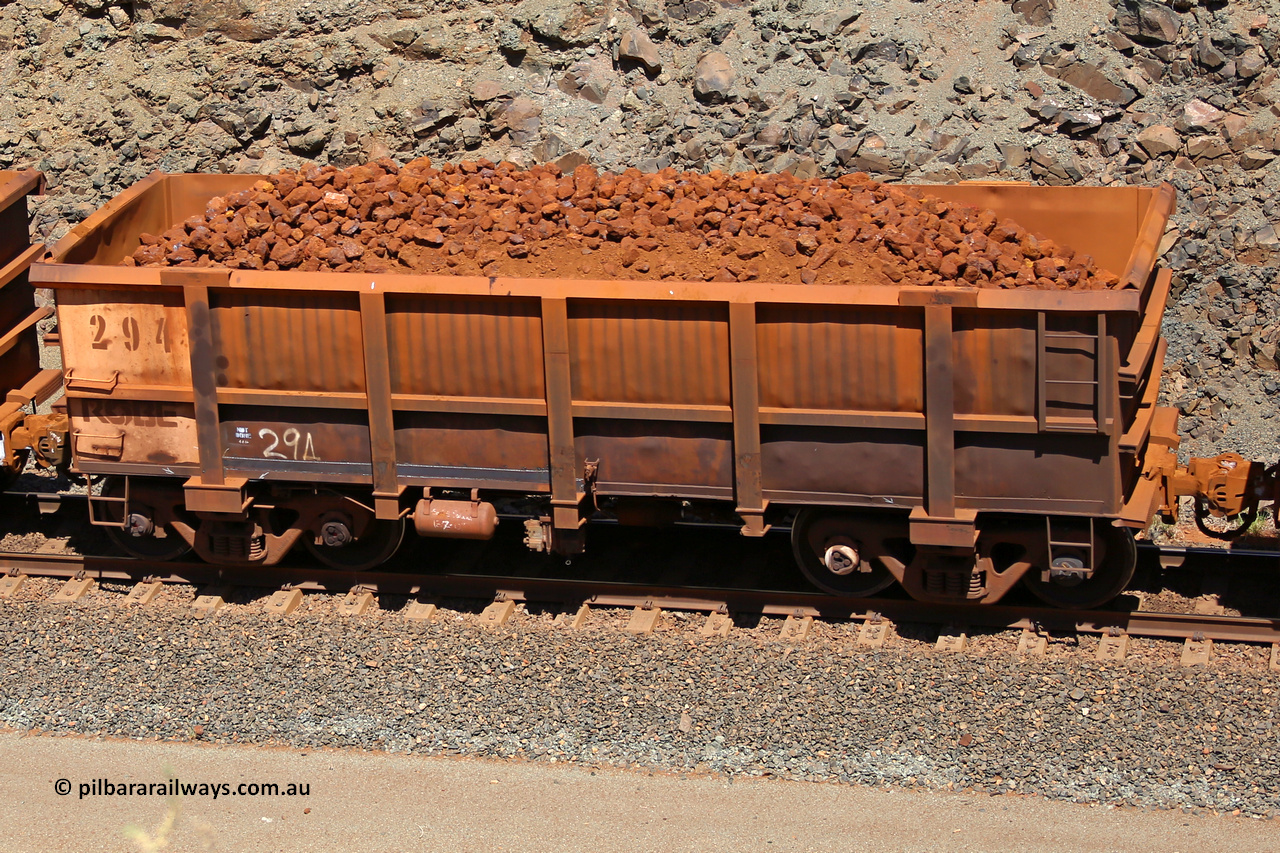 0294 160306 1670
Robe River ore waggon 294, built by Nippon Sharyo Nihon, fixed coupler non-handbrake side loaded view at the 45 km, Harding Siding on the Cape Lambert line. March 6, 2016.
Keywords: 294;Nippon-Sharyo-Nihon;Robe-ore-waggon;