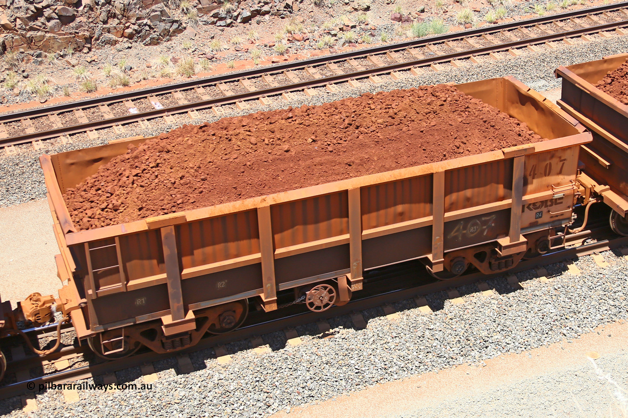 0407 160306 1453
Robe River ore waggon 407, built by Tomlinson Steel WA, fixed coupler handbrake side loaded view at the 45 km, Harding Siding on the Cape Lambert line. March 6, 2016.
Keywords: 407;Tomlinson-Steel-WA;Robe-ore-waggon;