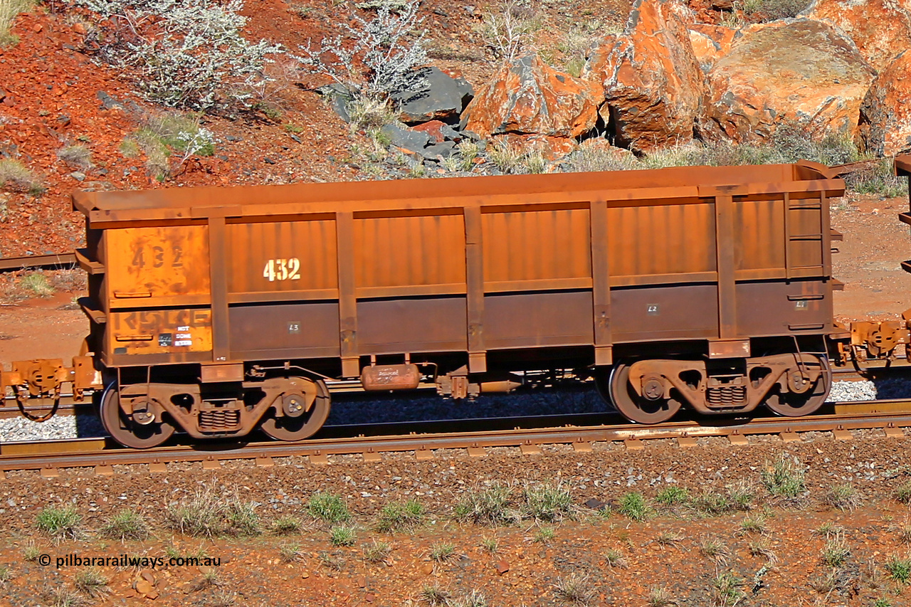 0432 180616 1722
Robe River ore waggon 432, built by Tomlinson Steel WA, rotary coupler end non-handbrake side empty view at the 38 km, Harding on the Cape Lambert line, June 16, 2018.
Keywords: 432;Tomlinson-Steel-WA;Robe-ore-waggon;