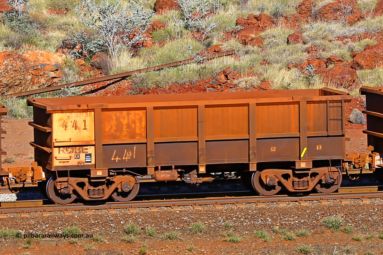 0441 180616 1703
Robe River ore waggon 441, built by Tomlinson Steel WA, rotary coupler end non-handbrake side empty view at the 38 km, Harding on the Cape Lambert line, June 16, 2018.
Keywords: 441;Tomlinson-Steel-WA;Robe-ore-waggon;