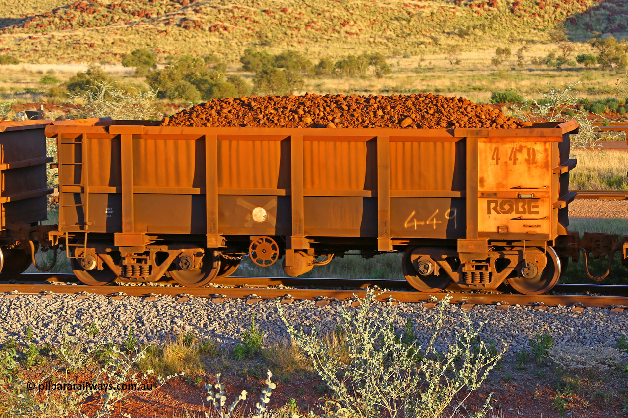 0449 170513 8691
Robe River ore waggon 449, built by Tomlinson Steel WA, handbrake side loaded view, Cape Lambert yard, May 13, 2017.
Keywords: 449;Tomlinson-Steel-WA;Robe-ore-waggon;