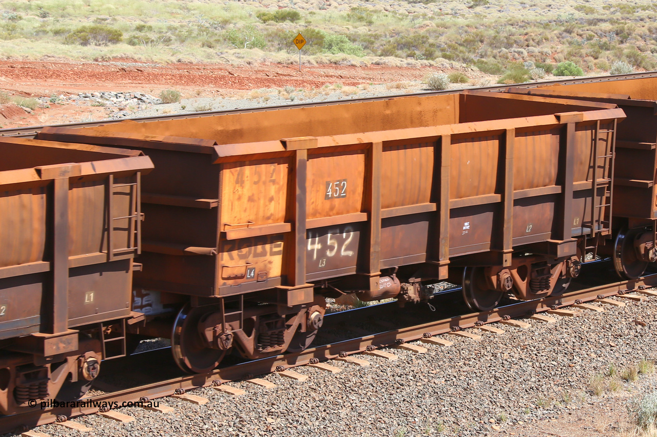 0452 160306 1231
Robe River ore waggon 452, built by Tomlinson Steel WA, fixed coupler non-handbrake side empty view at Greenpool on the Cape Lambert line. March 6, 2016.
Keywords: 452;Tomlinson-Steel-WA;Robe-ore-waggon;