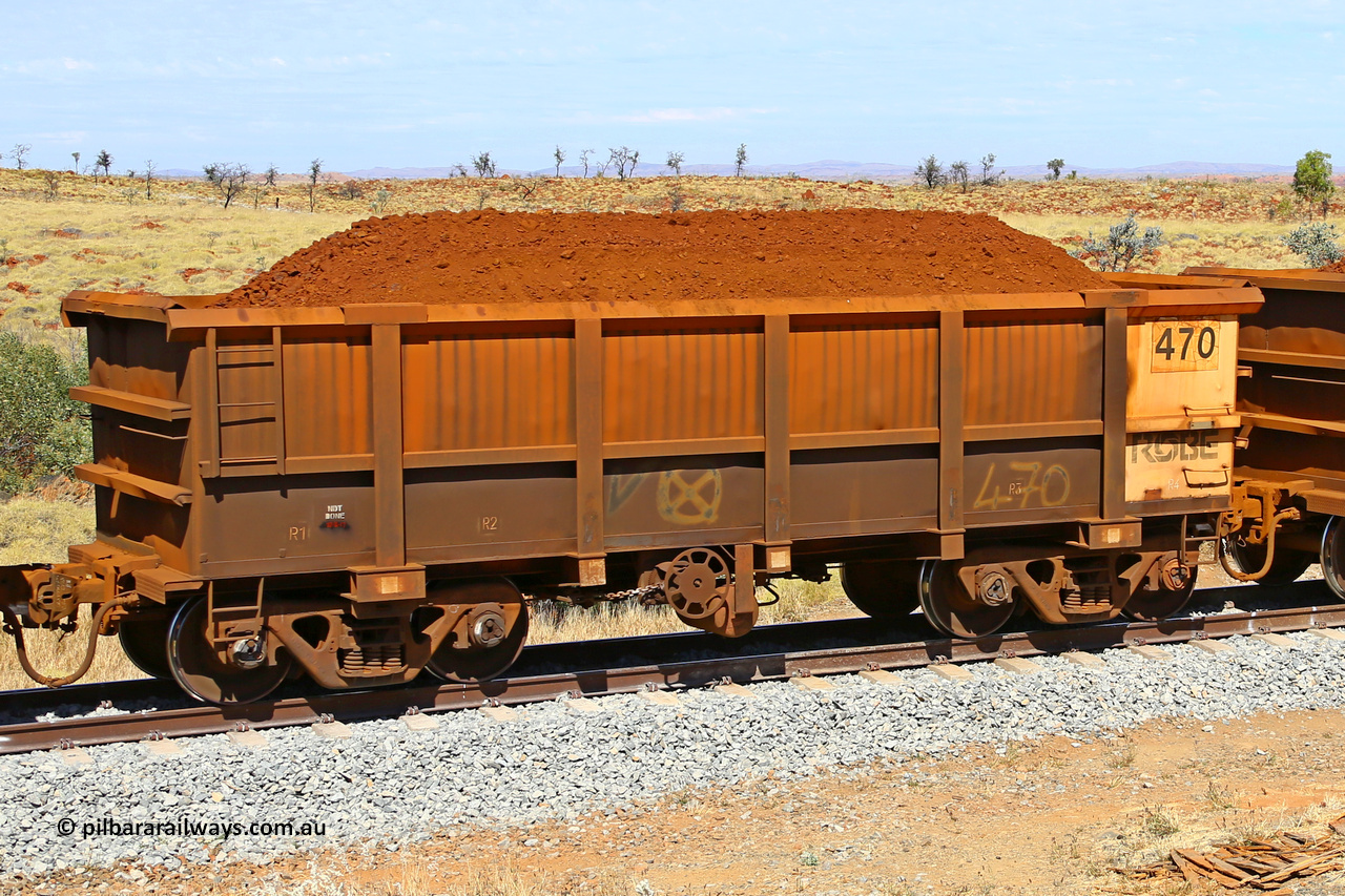 0470 170729 0230
Robe River ore waggon 470, built by Tomlinson Steel WA, fixed coupler handbrake side loaded view at the 103 km, between Maitland Siding and the Fortescue River on the Deepdale line. July 29, 2017.
Keywords: 470;Tomlinson-Steel-WA;Robe-ore-waggon;
