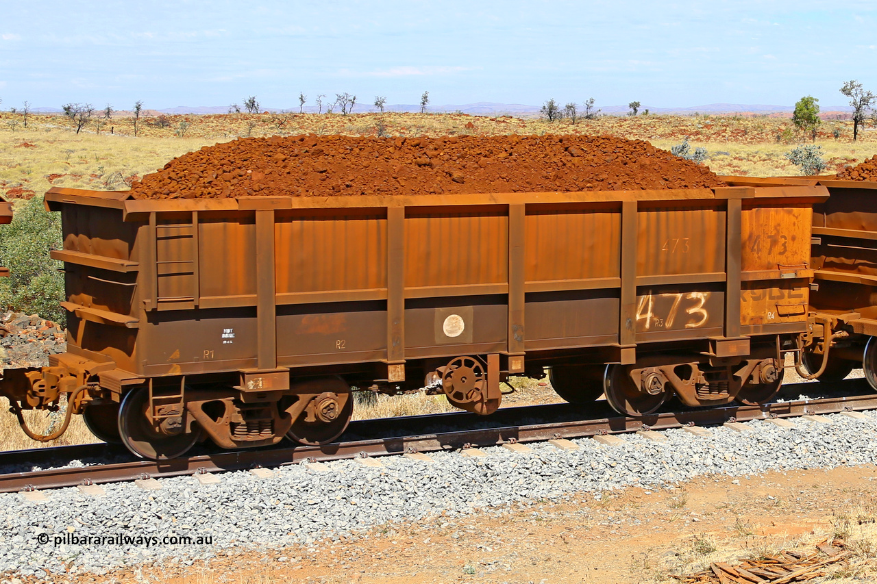 0473 170729 0205
Robe River ore waggon 473, built by Tomlinson Steel WA, fixed coupler handbrake side loaded view at the 103 km, between Maitland Siding and the Fortescue River on the Deepdale line. July 29, 2017.
Keywords: 473;Tomlinson-Steel-WA;Robe-ore-waggon;