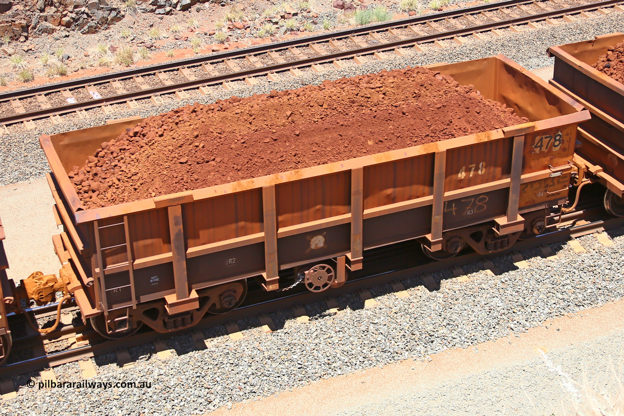 0478 160306 1474
Robe River ore waggon 478, built by Tomlinson Steel WA, fixed coupler handbrake side loaded view, at the 45 km, Harding Siding on the Cape Lambert line. March 6, 2016.
Keywords: 478;Tomlinson-Steel-WA;Robe-ore-waggon;
