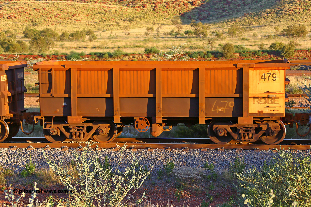 0479 170513 8777
Robe River ore waggon 479, built by Tomlinson Steel WA, handbrake side empty view, Cape Lambert yard, May 13, 2017.
Keywords: 479;Tomlinson-Steel-WA;Robe-ore-waggon;