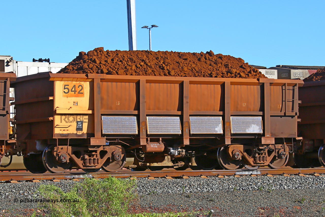 0542 210322 9394
Robe River ore waggon 542, built by Tomlinson Steel WA, fixed coupler non-handbrake side loaded view at Cape Lambert yard, March 22, 2021.
Keywords: 542;Tomlinson-Steel-WA;Robe-ore-waggon;