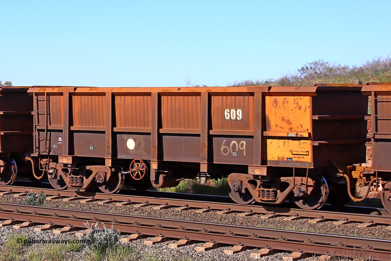 0609 160727 0975
Robe River ore waggon 609, built by Tomlinson Steel WA, rotary coupler end handbrake side empty view at Harding Siding on the Cape Lambert line, July 27, 2016.
Keywords: 609;Tomlinson-Steel-WA;Robe-ore-waggon;