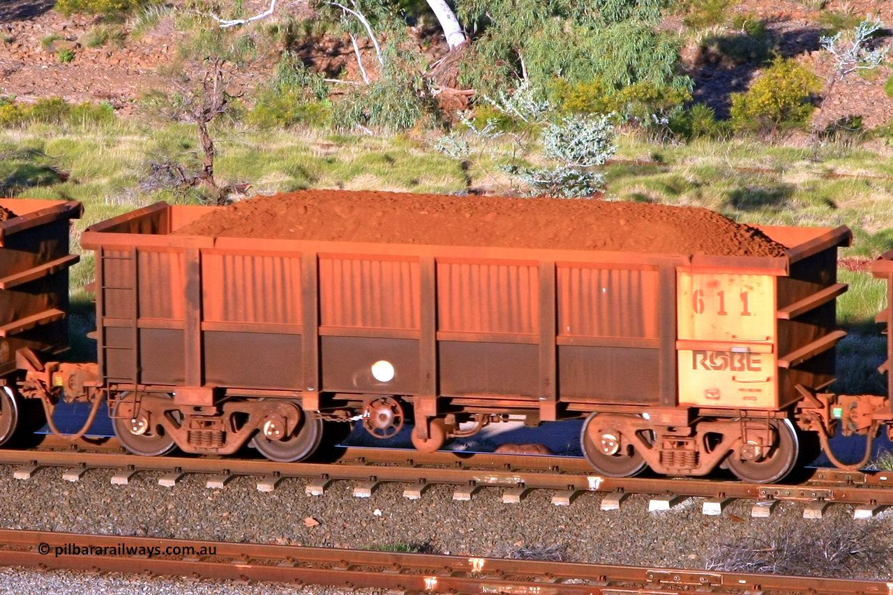 0611 110602 1638
Robe River ore waggon 611, built by Tomlinson Steel WA, rotary coupler end handbrake side loaded view at the 71 km, Western Creek on the Deepdale line. June 2, 2011.
Keywords: 611;Tomlinson-Steel-WA;Robe-ore-waggon;