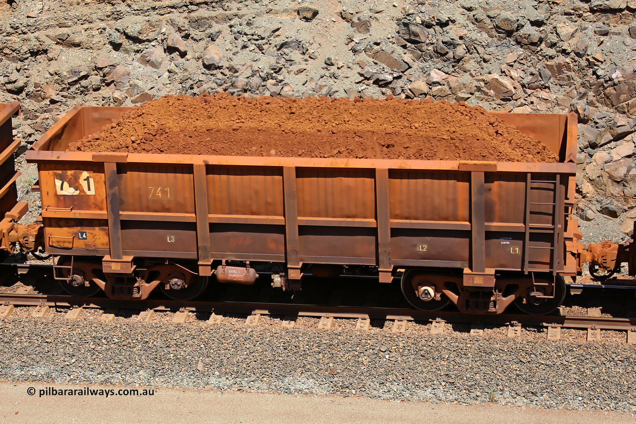 0741 160306 1573
Robe River ore waggon 741, built by Tomlinson Steel WA, fixed coupler non-handbrake side loaded view, at the 45 km, Harding Siding on the Cape Lambert line. March 6, 2016.
Keywords: 741;Tomlinson-Steel-WA;Robe-ore-waggon;