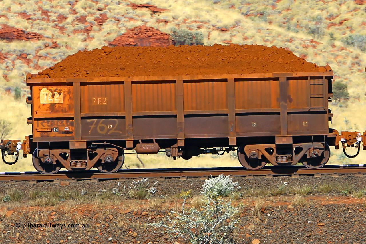 0762 170728 09931
Robe River ore waggon 762, built by Centurion Industries WA, non-handbrake side loaded view at the 72 km, Western Creek on the Deepdale line. July 28, 2017.
Keywords: 762;Centurion-Industries-WA;Robe-ore-waggon;