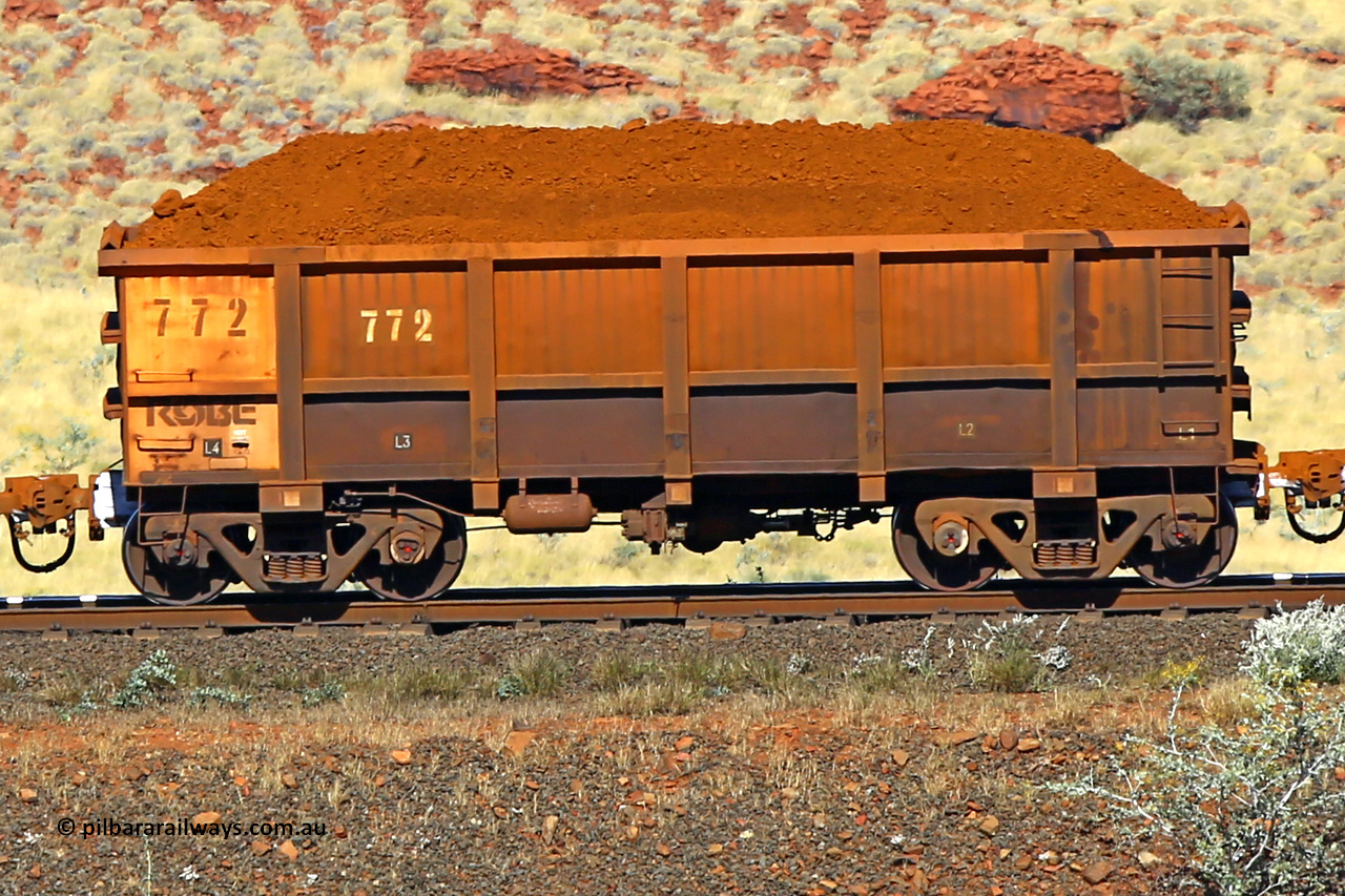 0772 170728 09933
Robe River ore waggon 772, built by Centurion Industries WA, non-handbrake side loaded view at the 72 km, Western Creek on the Deepdale line. July 28, 2017.
Keywords: 772;Centurion-Industries-WA;Robe-ore-waggon;
