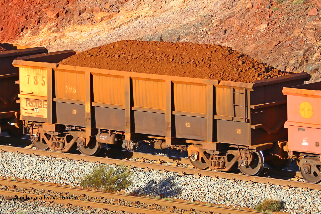 0785 180616 1650
Robe River ore waggon 785, built by Centurion Industries WA, fixed coupler non-handbrake side loaded view at the 38.5 km, Harding on the Cape Lambert line, June 16, 2018.
Keywords: 785;Centurion-Industries-WA;Robe-ore-waggon;
