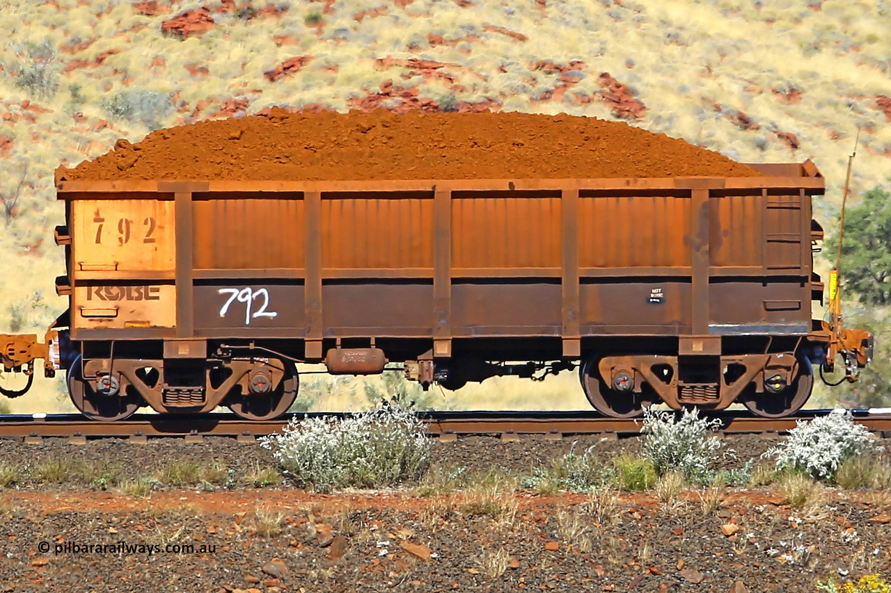 0792 170728 09955
Robe River ore waggon 792, built by Centurion Industries WA, non-handbrake side loaded end of train view at the 72 km, Western Creek on the Deepdale line. July 28, 2017.
Keywords: 792;Centurion-Industries-WA;Robe-ore-waggon;