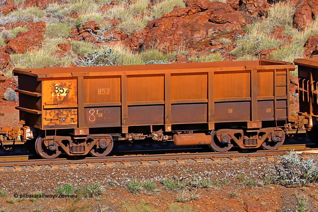 0852 180616 1703
Robe River ore waggon 852, built by Centurion Industries WA, rotary coupler end non-handbrake side empty view at the 38 km, Harding on the Cape Lambert line, June 16, 2018.
Keywords: 852;Centurion-Industries-WA;Robe-ore-waggon;
