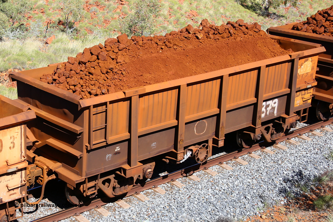0879 180616 1876
Robe River ore waggon 879, built by Centurion Industries WA, fixed coupler handbrake side loaded view at Maitland Siding on the Deepdale line, June 16, 2018.
Keywords: 879;Centurion-Industries-WA;Robe-ore-waggon;