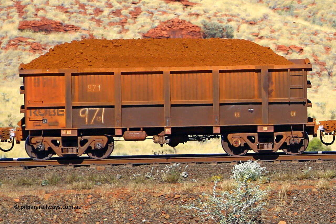 0971 170728 09927
Robe River ore waggon 971, built by Centurion Industries WA, non-handbrake side loaded view at the 72 km, Western Creek on the Deepdale line. July 28, 2017.
Keywords: 971;Centurion-Industries-WA;Robe-ore-waggon;