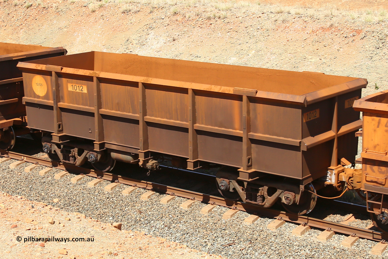 1012 160306 1348
Robe River ore waggon 1012, built by Bradken Rail Qld in December 2005, fixed coupler non-handbrake side empty view at Greenpool on the Cape Lambert line. March 6, 2016.
Keywords: 1012;Bradken-Rail-Qld;Robe-ore-waggon;