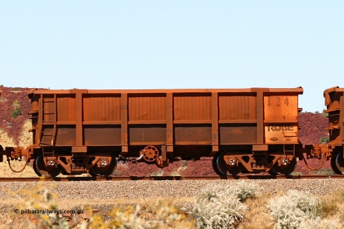 0124 060722 7447
Robe River ore waggon 124, built by Nippon Sharyo Nihon, handbrake side empty view at the 45.4 km just south of Harding Siding on the Cape Lambert line. July 22, 2006.
Keywords: 124;Nippon-Sharyo-Nihon;Robe-ore-waggon;