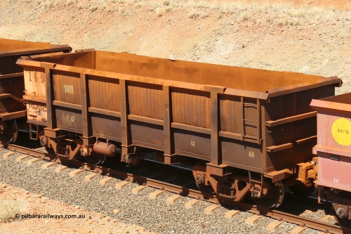 0169 160306 1282
Robe River ore waggon 169, built by Nippon Sharyo Nihon, fixed coupler non-handbrake side empty view at Greenpool on the Cape Lambert line. March 6, 2016.
Keywords: 169;Nippon-Sharyo-Nihon;Robe-ore-waggon;