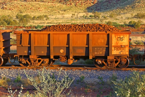 0176 170513 8712
Robe River ore waggon 176, built by Nippon Sharyo Nihon, handbrake side loaded view, Cape Lambert yard, May 13, 2017.
Keywords: 176;Nippon-Sharyo-Nihon;Robe-ore-waggon;