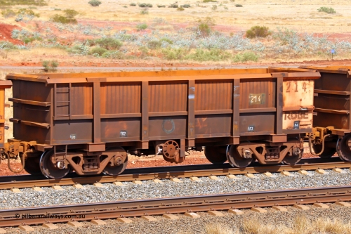 0214 141124 6778
Robe River ore waggon 214, built by Nippon Sharyo Nihon, fixed coupler handbrake side empty view at the 25 km at Arches Siding on the Cape Lambert line. November 24, 2014.
Keywords: 214;Nippon-Sharyo-Nihon;Robe-ore-waggon;
