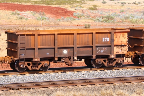 0279 141124 6832
Robe River ore waggon 279, built by Nippon Sharyo Nihon, fixed coupler handbrake side empty view at the 25 km at Arches Siding on the Cape Lambert line. November 24, 2014.
Keywords: 279;Nippon-Sharyo-Nihon;Robe-ore-waggon;