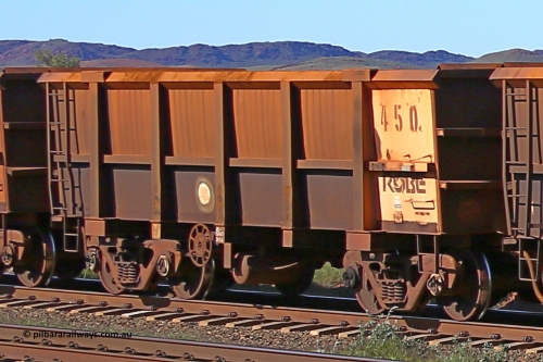 0450 160727 0968
Robe River ore waggon 450, built by Tomlinson Steel WA, rotary coupler end handbrake side empty view at Harding Siding on the Cape Lambert line, July 27, 2016.
Keywords: 450;Tomlinson-Steel-WA;Robe-ore-waggon;