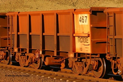 0467 060722 7605
Robe River ore waggon 467, built by Tomlinson Steel WA, rotary coupler end handbrake side empty view, at the 11.7 km, Cape Lambert. July 22, 2006.
Keywords: 467;Tomlinson-Steel-WA;Robe-ore-waggon;